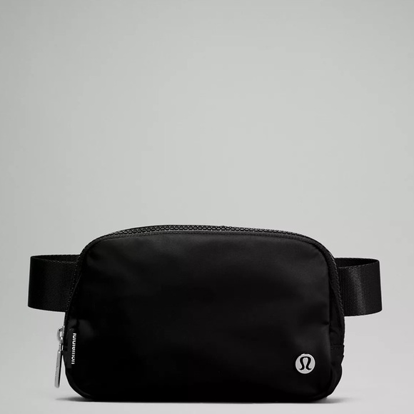 lululemon athletica Handbags - Lululemon Everywhere Belt Bag